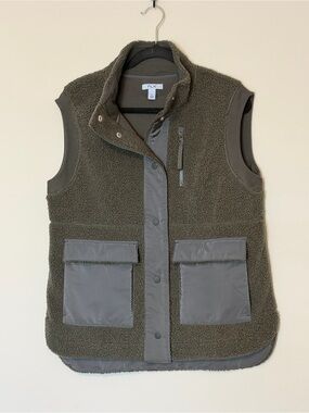 FLX Patch Pocket Bouclé Vest Green Agate Women’s Small NWOT